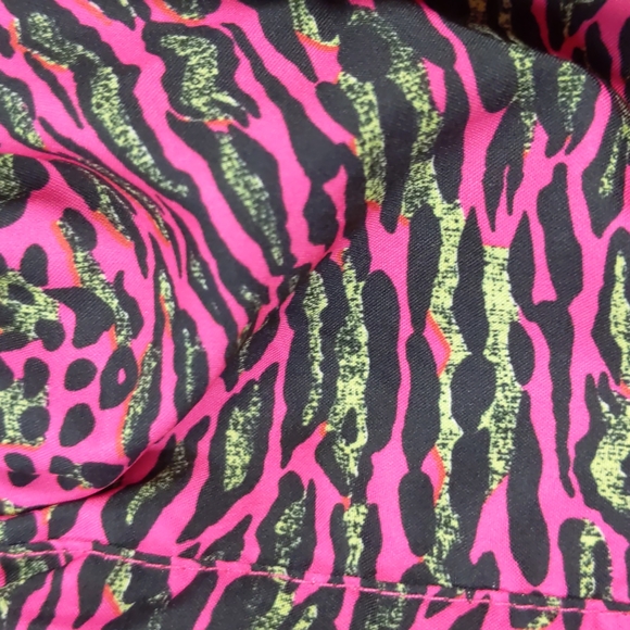 Nike Women’s Dri-FIT Tempo Running Shorts Size Medium - Picture 2 of 5